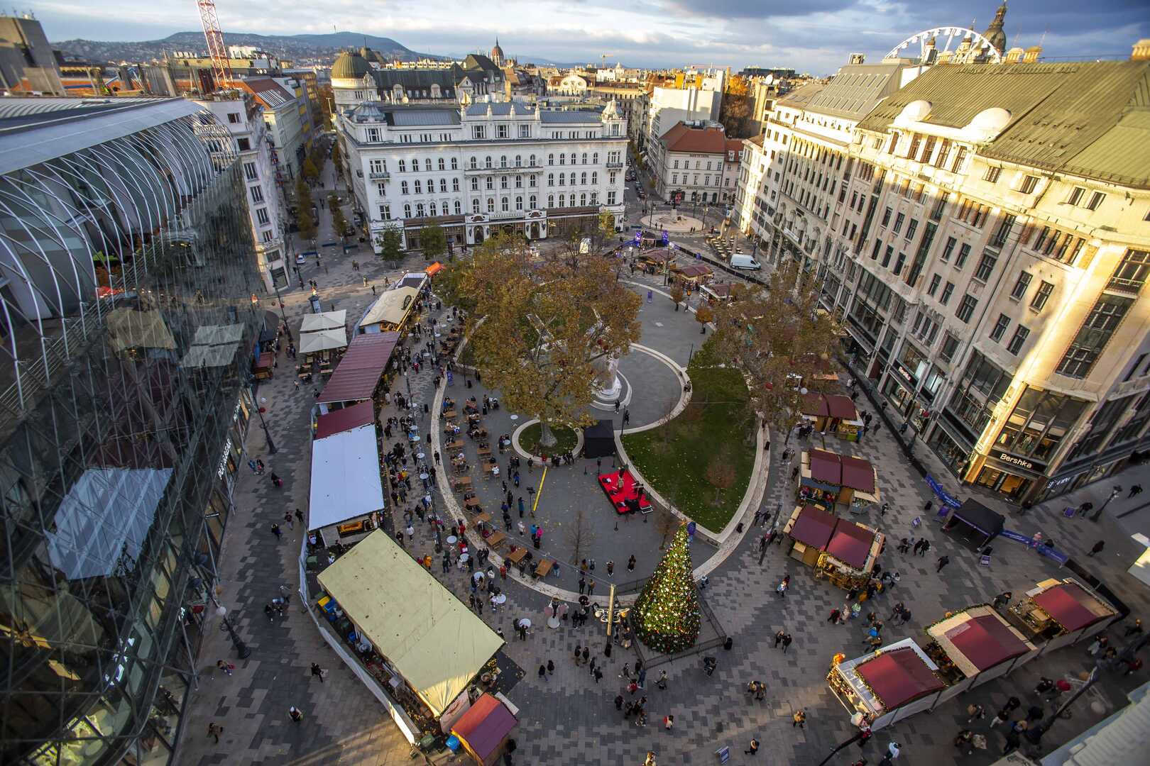 Vörösmarty téri Budapesti Adventi- és Karácsonyi Vásár